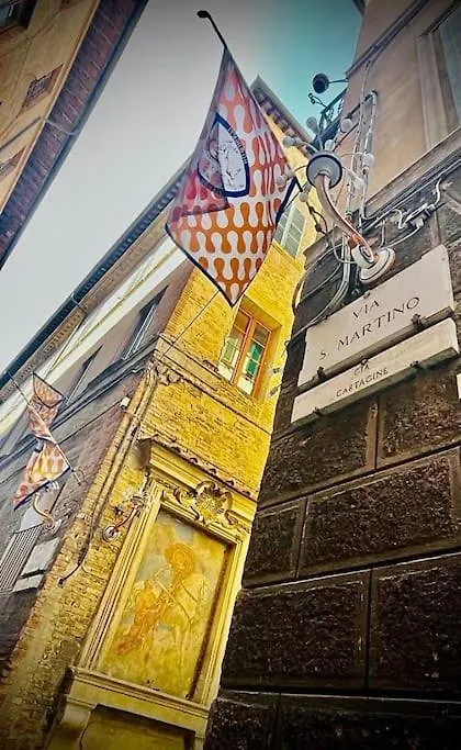 Dimora Con Finestra Sui Tetti Di Siena Appartement
